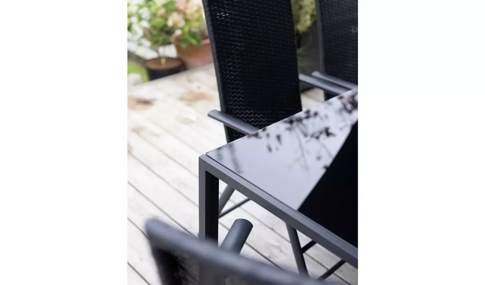 Hereford 6 Seater Metal Table - Black