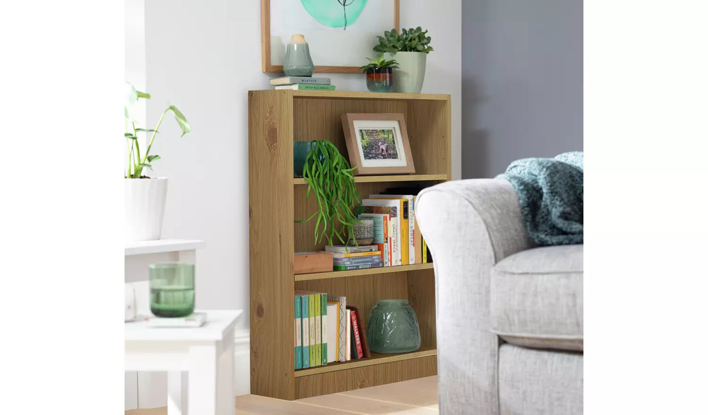 Assembled Apley Short Bookcase - Oak Effect