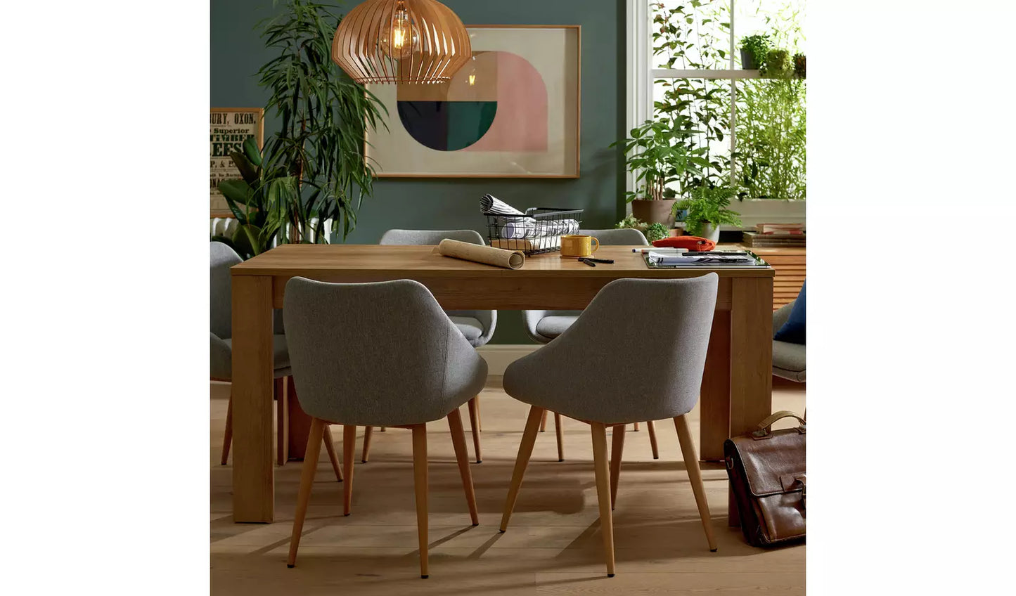 Assembled Miami Extending 6 - 8 Seater Table - Oak Effect
