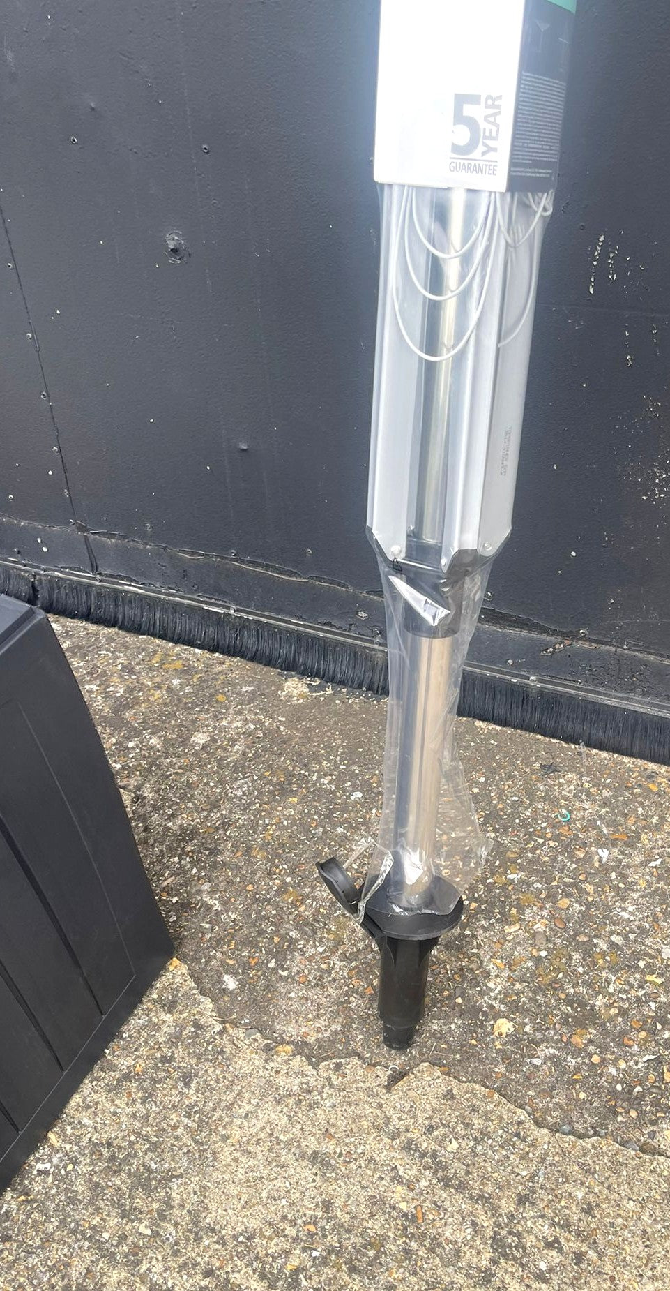Brabantia Topspinner 50m 4 Arm Rotary Airer & Concrete Tube