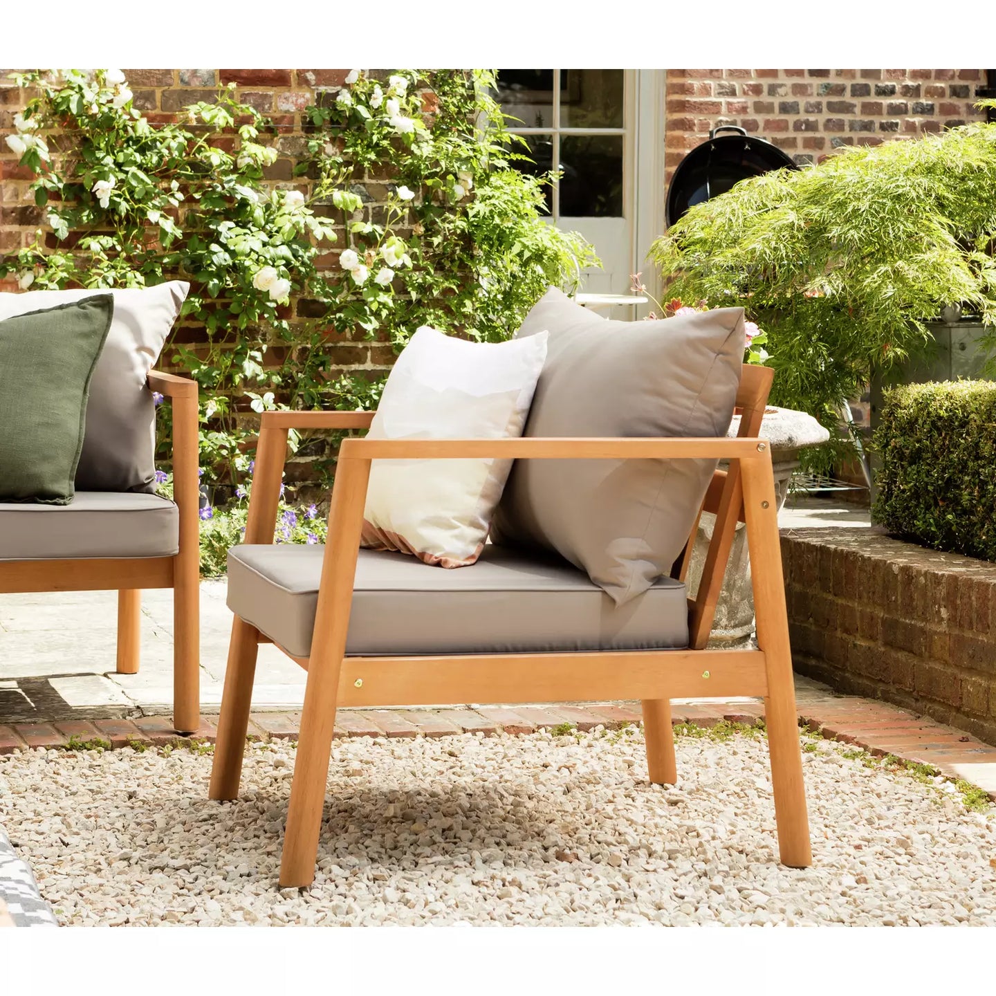 Assembled Habitat Hanson 1 Seater Wooden Chair and Table Set