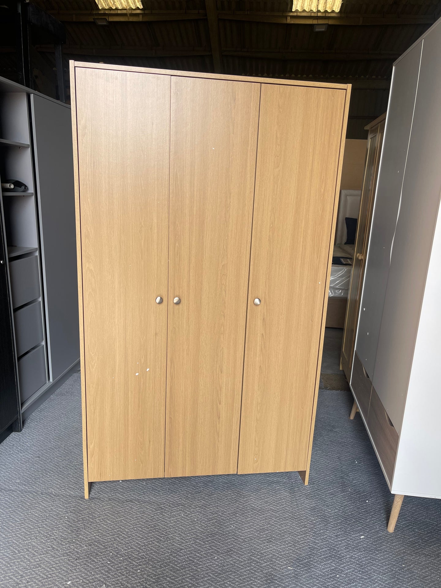 Assembled Seville 3 Door Wardrobe - Oak Effect (Left Side Minor Damaged)