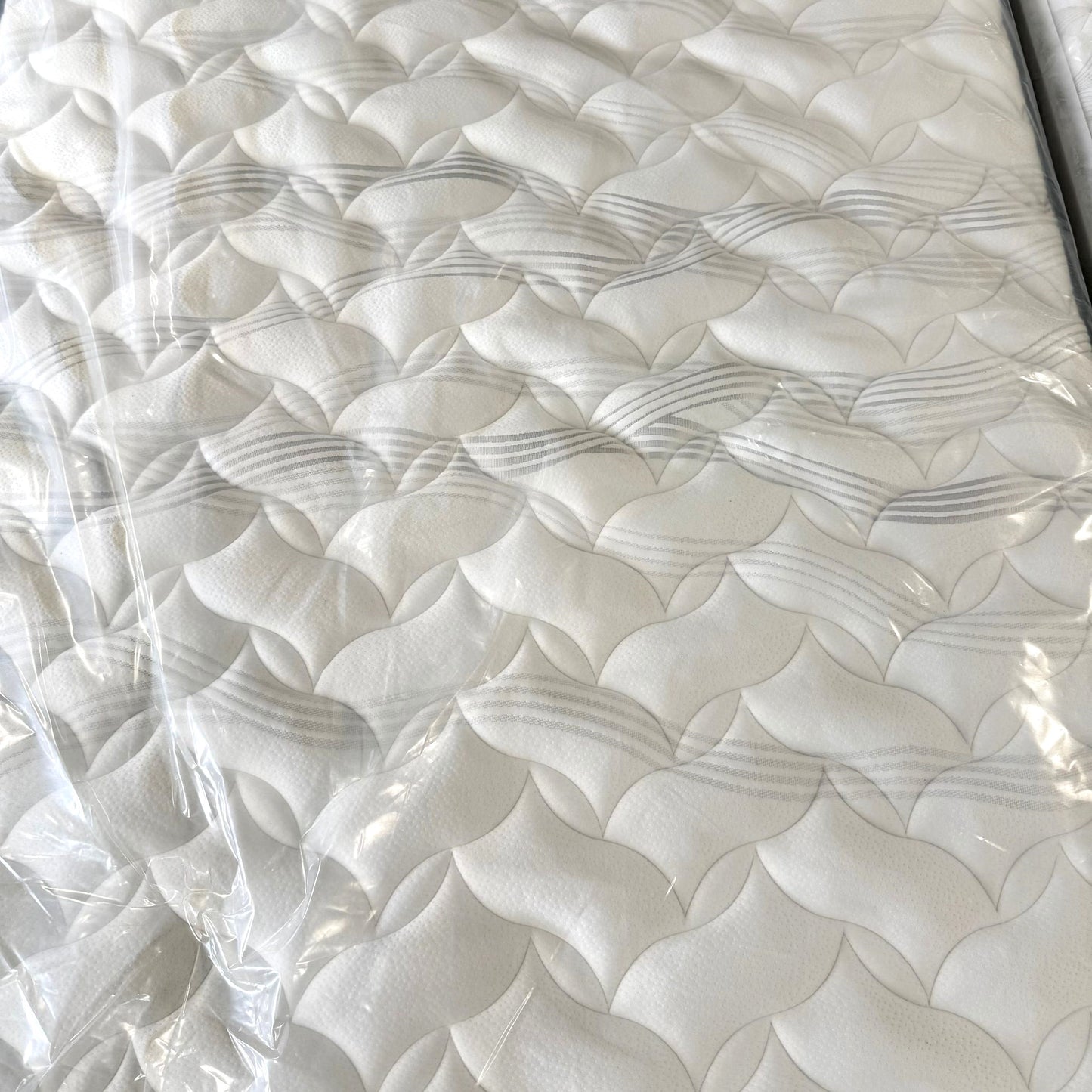 Giltedge Midas Gel 2000 Pocket Encapsulated Mattress - Medium