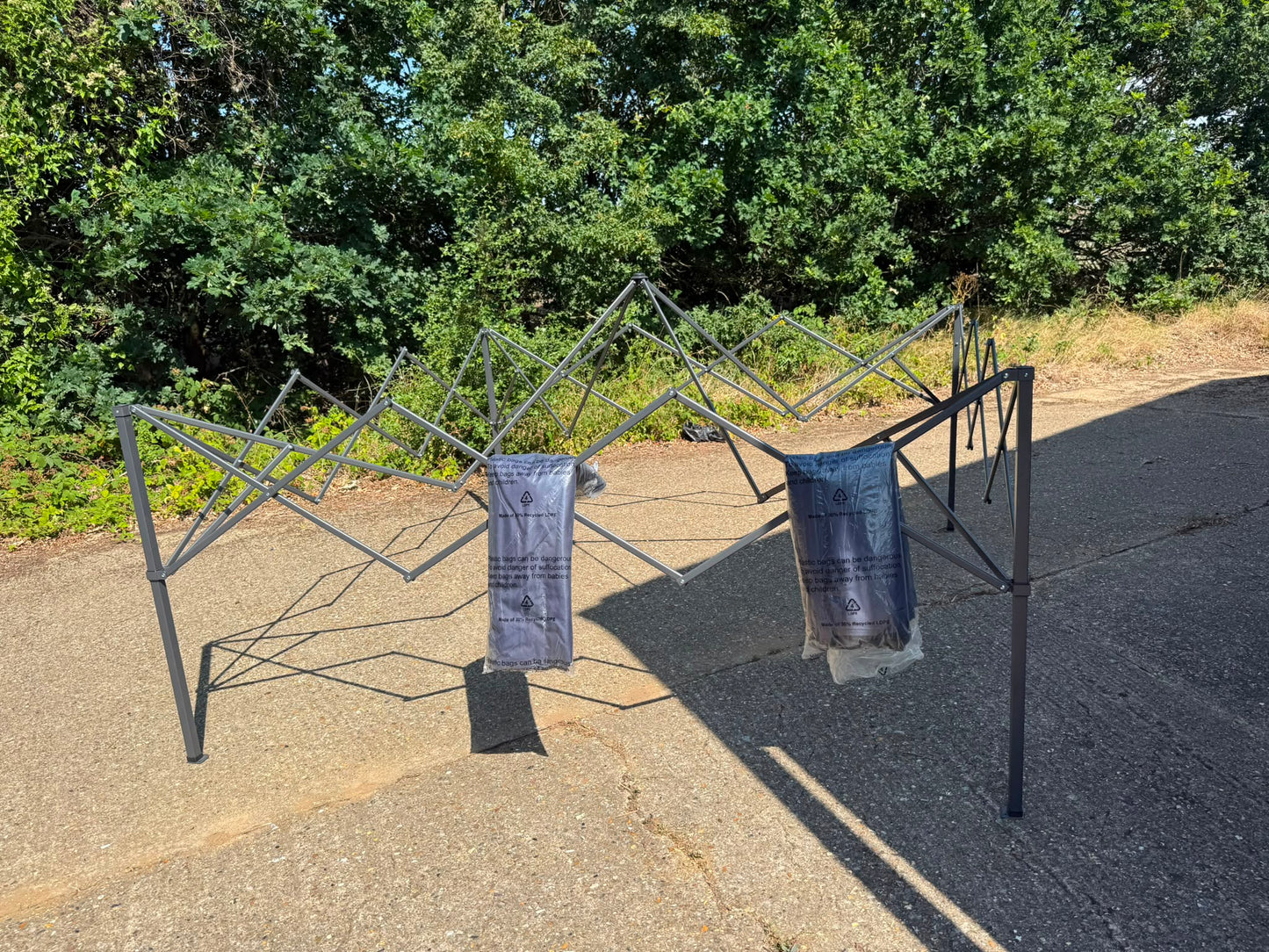 3m x 3m Pop-Up Garden Gazebo with 3 Side Panels – Navy