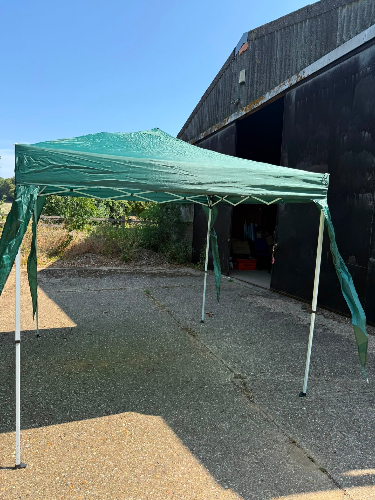 2.4m x 2.4m Pop Up Garden Gazebo - Green