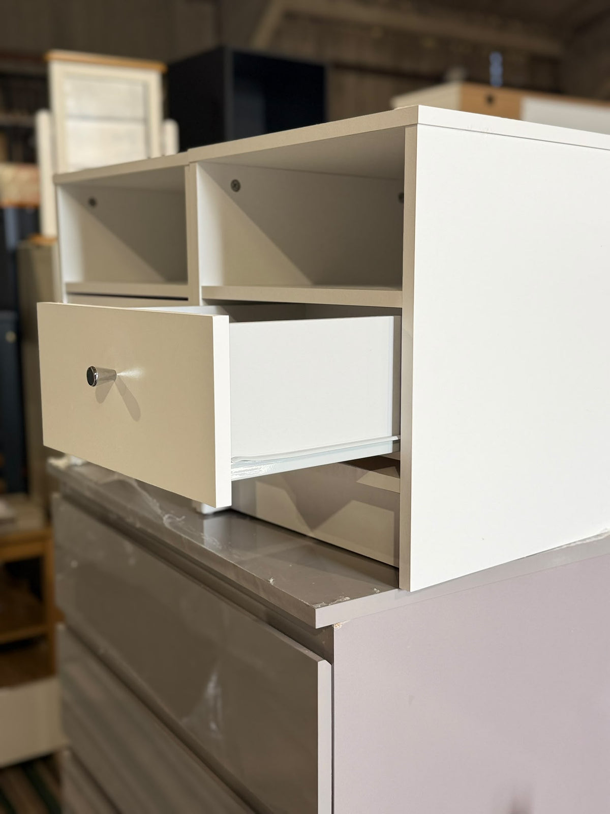 Assembled Malibu 1 Drawer Bedside Table - White