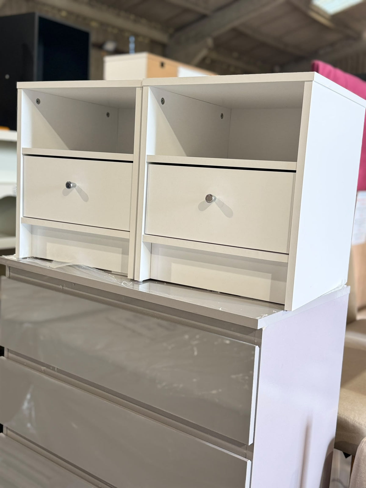 Assembled Malibu 1 Drawer Bedside Table - White