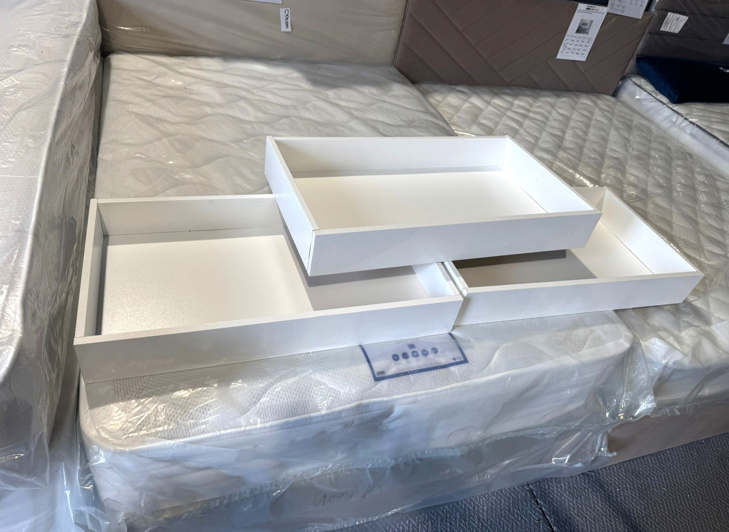 Habitat Munich 2 Door Mirror Wardrobe - White